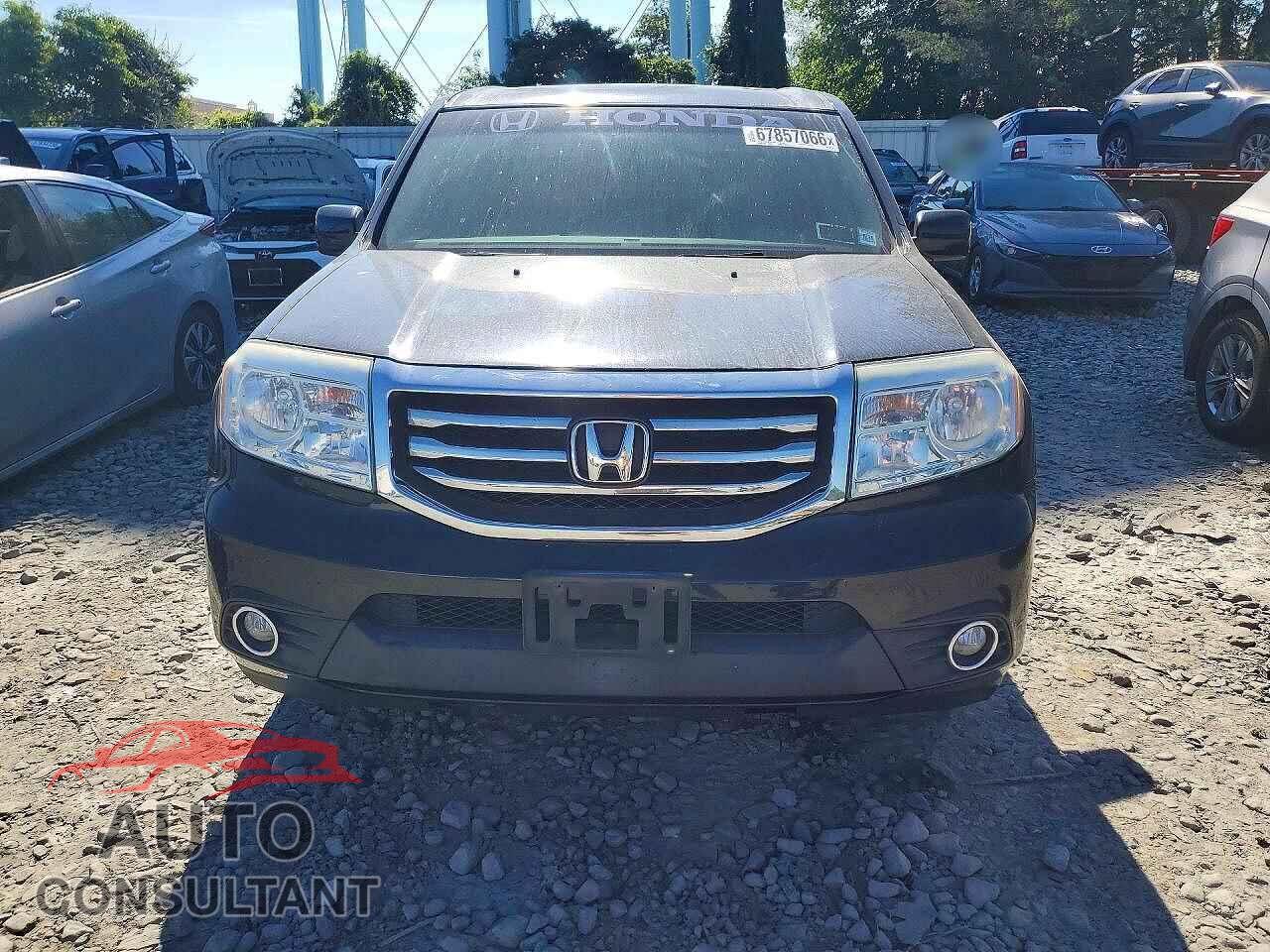 HONDA PILOT 2012 - 5FNYF4H70CB021026