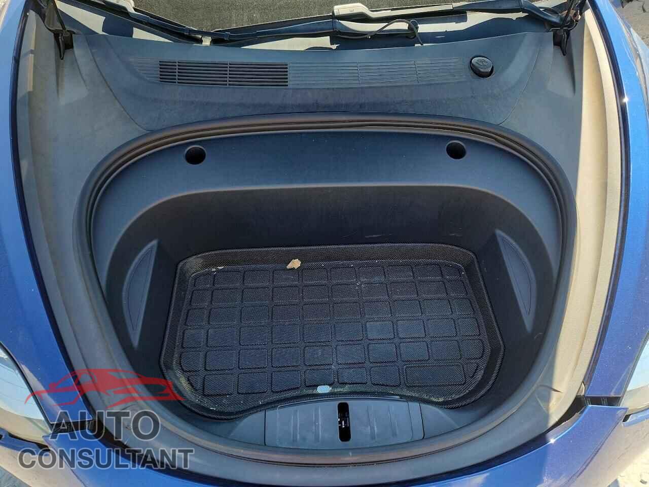 TESLA MODEL 3 2021 - 5YJ3E1EB5MF836828