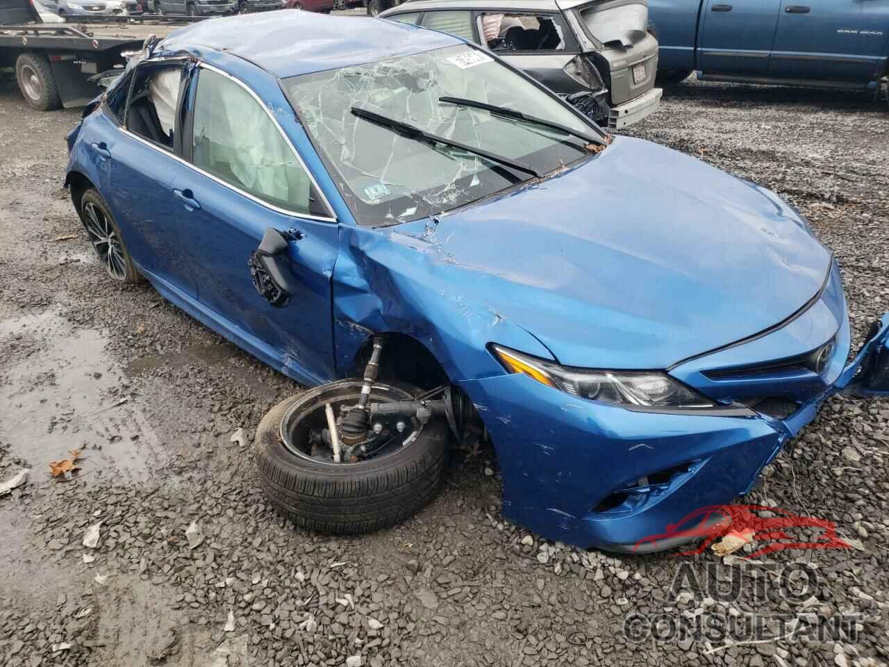 TOYOTA CAMRY 2020 - 4T1G11AK5LU345700