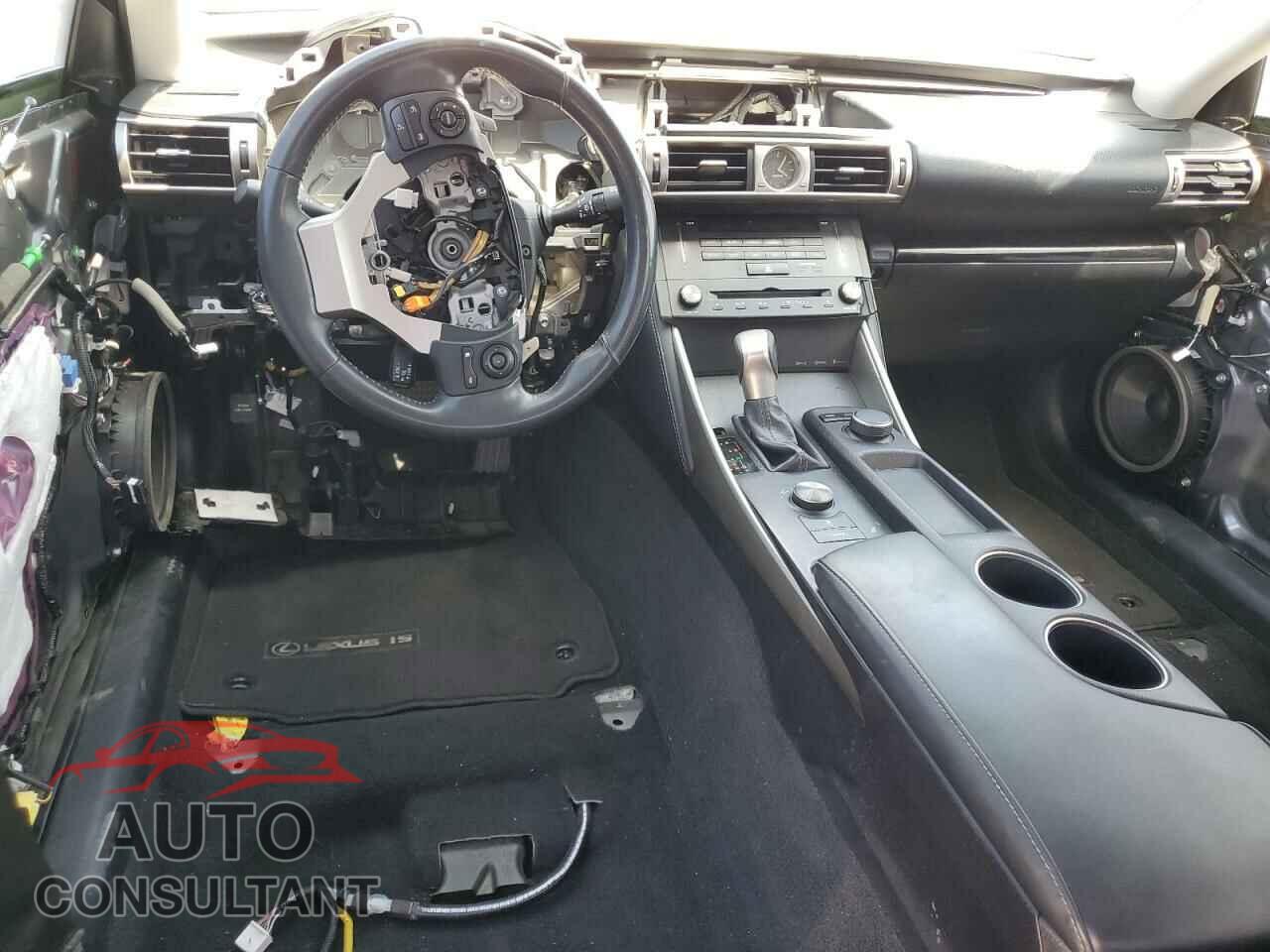 LEXUS IS 2015 - JTHBF1D2XF5052321