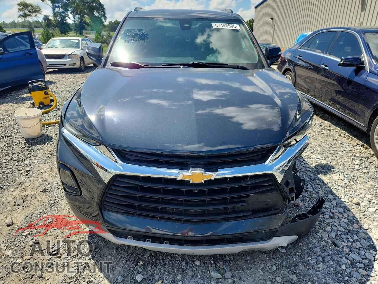 CHEVROLET BLAZER 2019 - 3GNKBDRS1KS689161