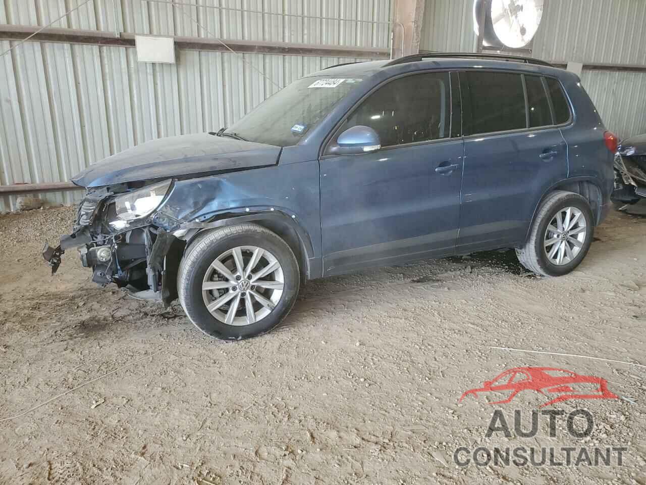 VOLKSWAGEN TIGUAN 2017 - WVGAV7AX5HK042718