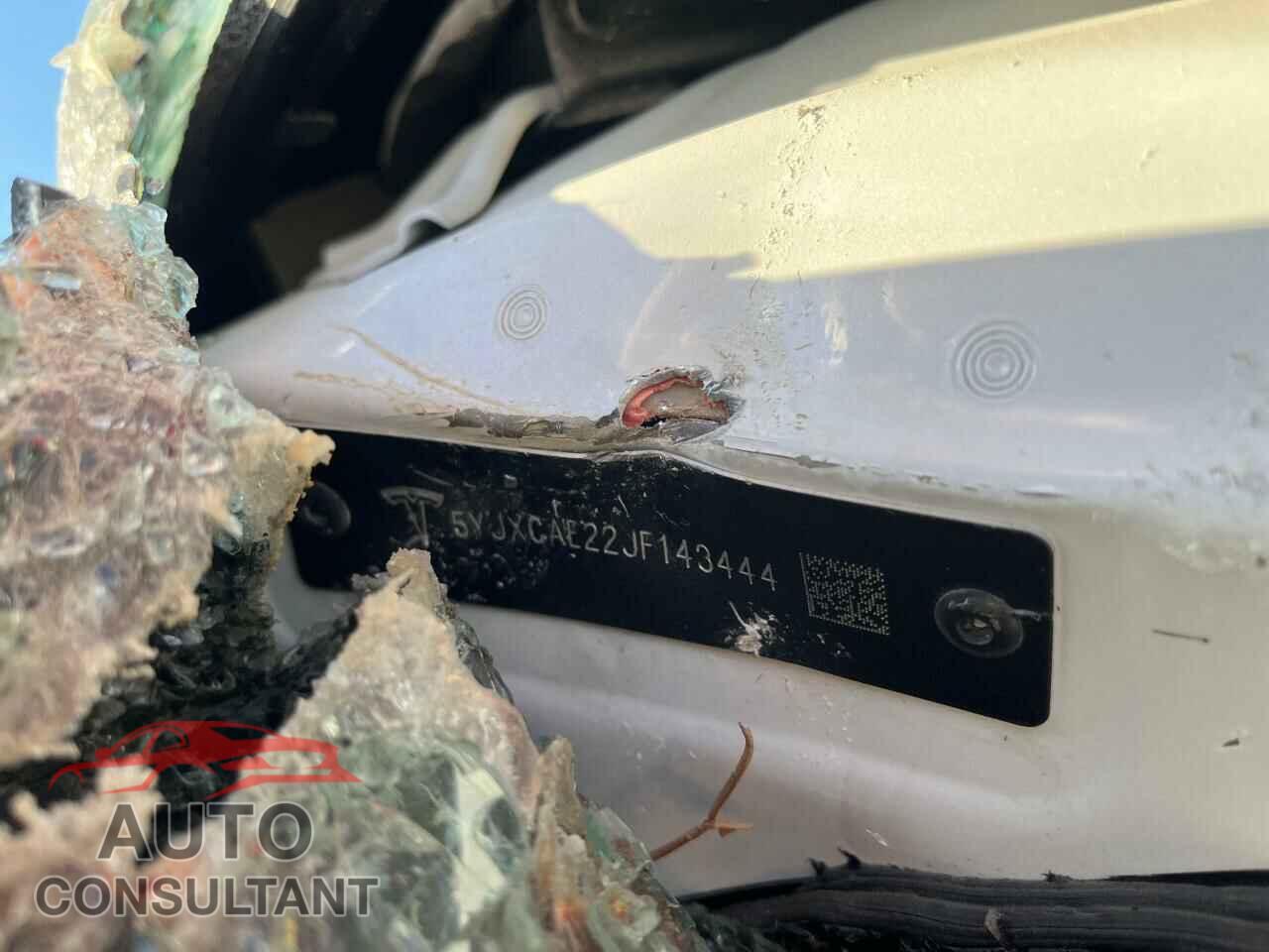 TESLA MODEL X 2018 - 5YJXCAE22JF143444