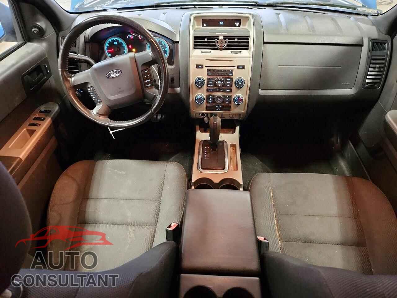 FORD ESCAPE 2010 - 1FMCU0DG7AKA02810