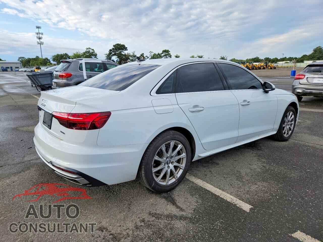 AUDI A4 2021 - WAUABAF46MA027666