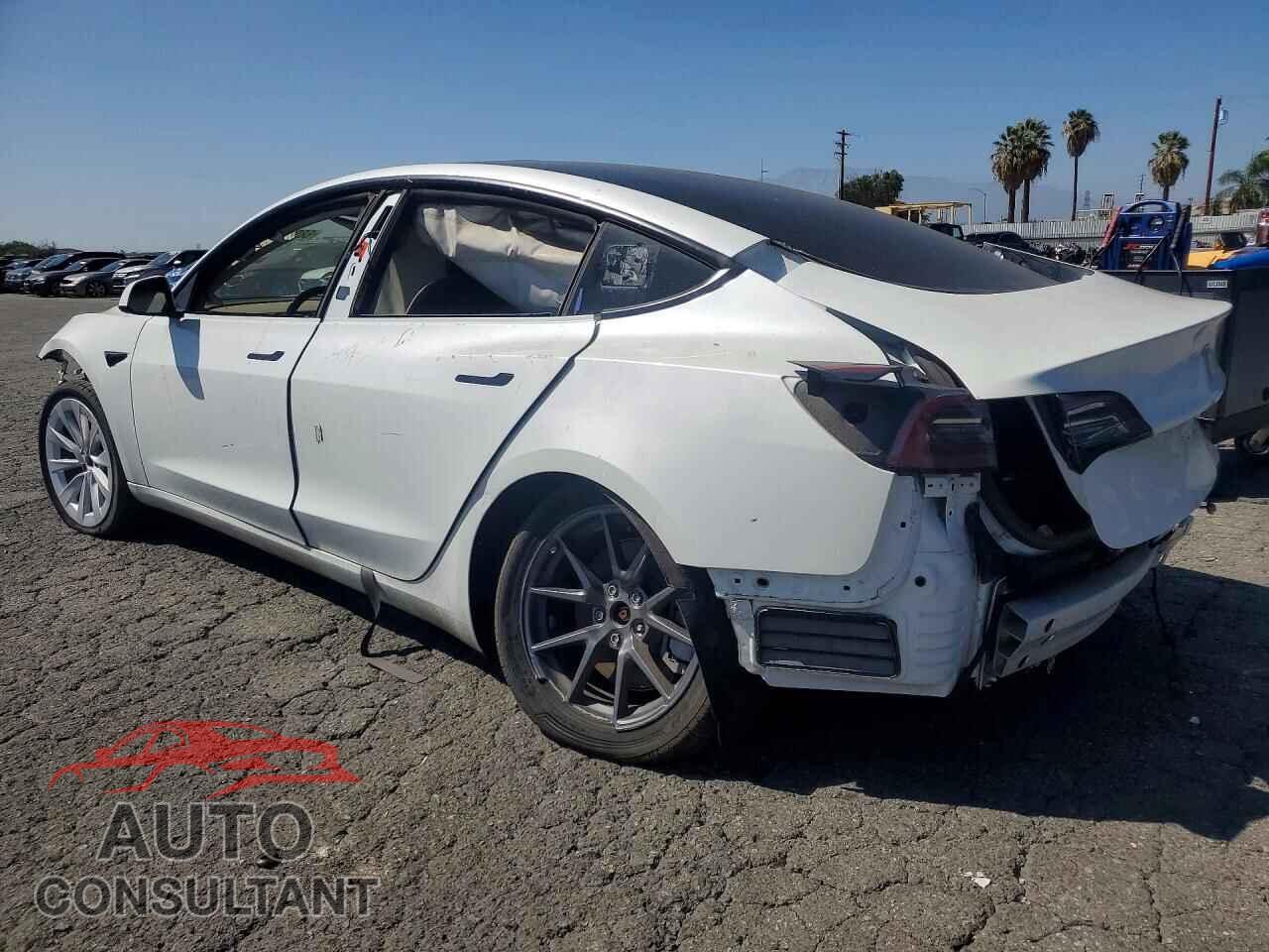 TESLA MODEL 3 2022 - 5YJ3E1EA0NF251681