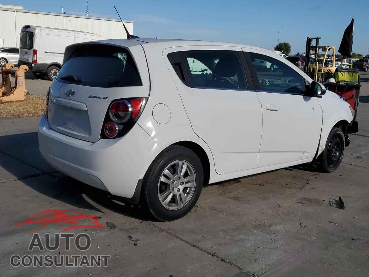 CHEVROLET SONIC 2012 - 1G1JC6SH6C4212098