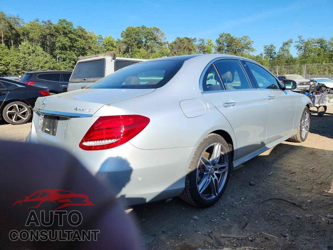MERCEDES-BENZ E-CLASS 2017 - WDDZF4KB5HA188022