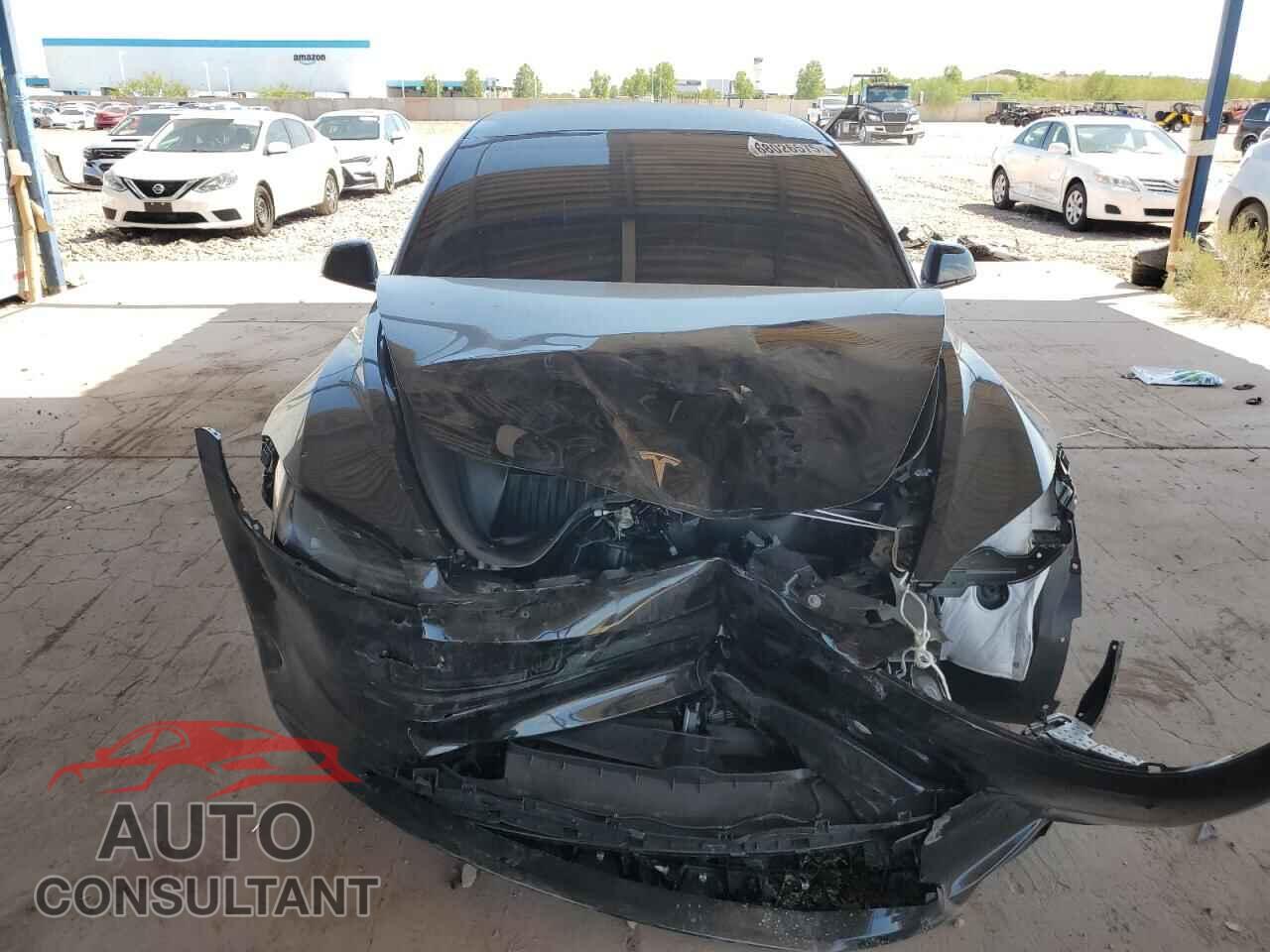 TESLA MODEL 3 2025 - 5YJ3E1EA8SF044371