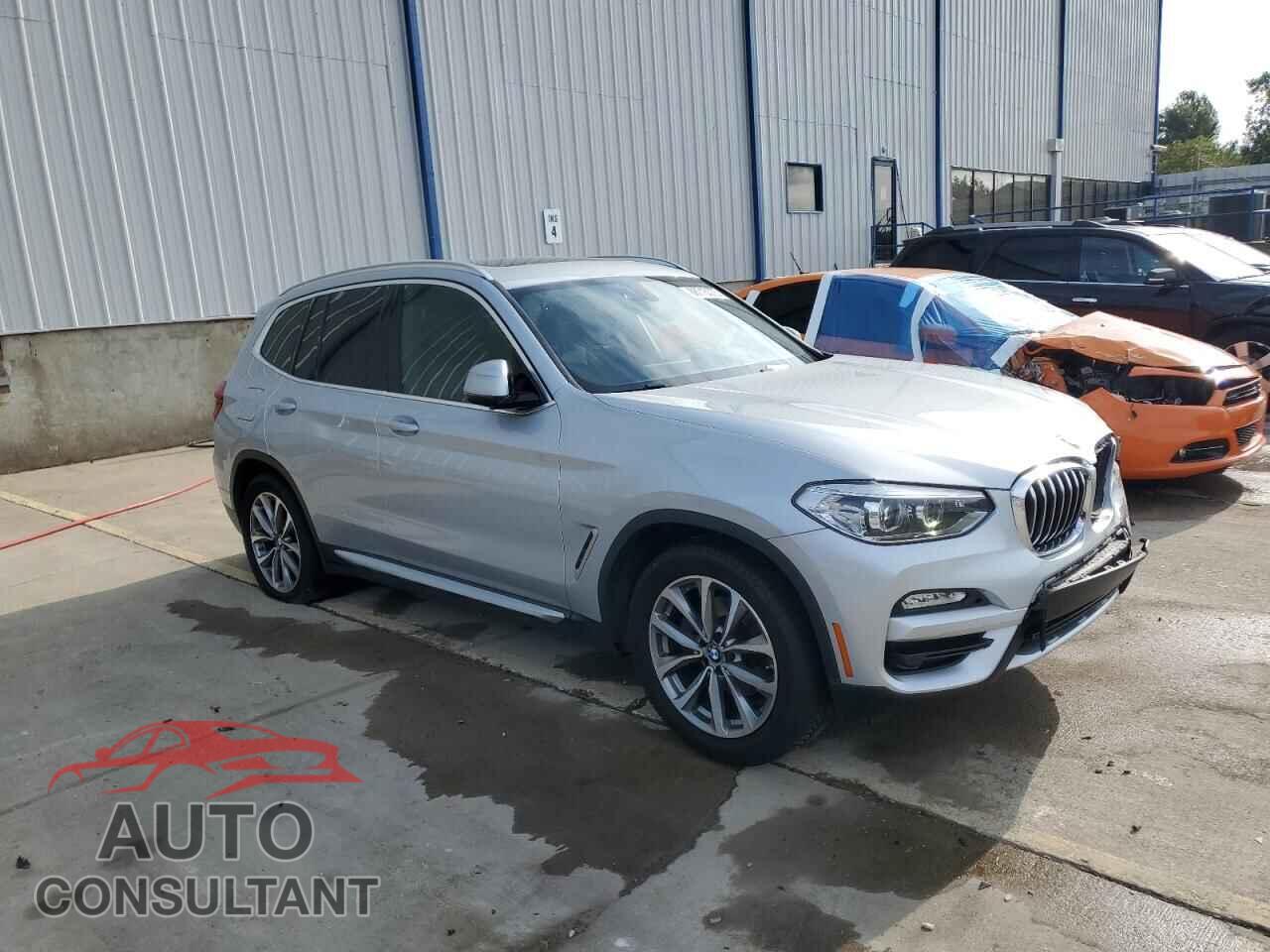 BMW X3 2018 - 5UXTR9C58JLD69964