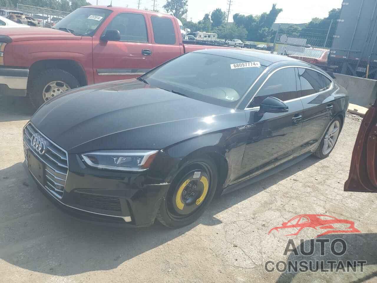 AUDI A5 2019 - WAUENCF57KA011132