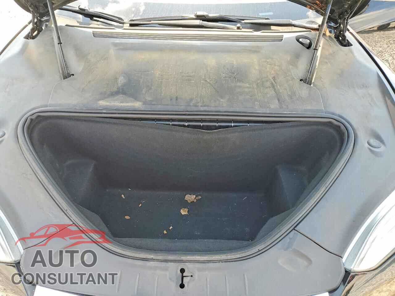 TESLA MODEL S 2021 - 5YJSA1E2XMF426047