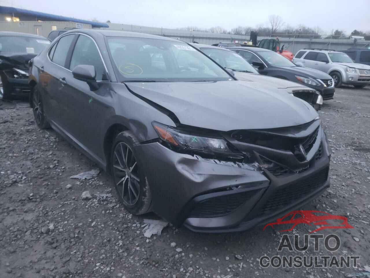TOYOTA CAMRY 2021 - 4T1G11AK4MU565363
