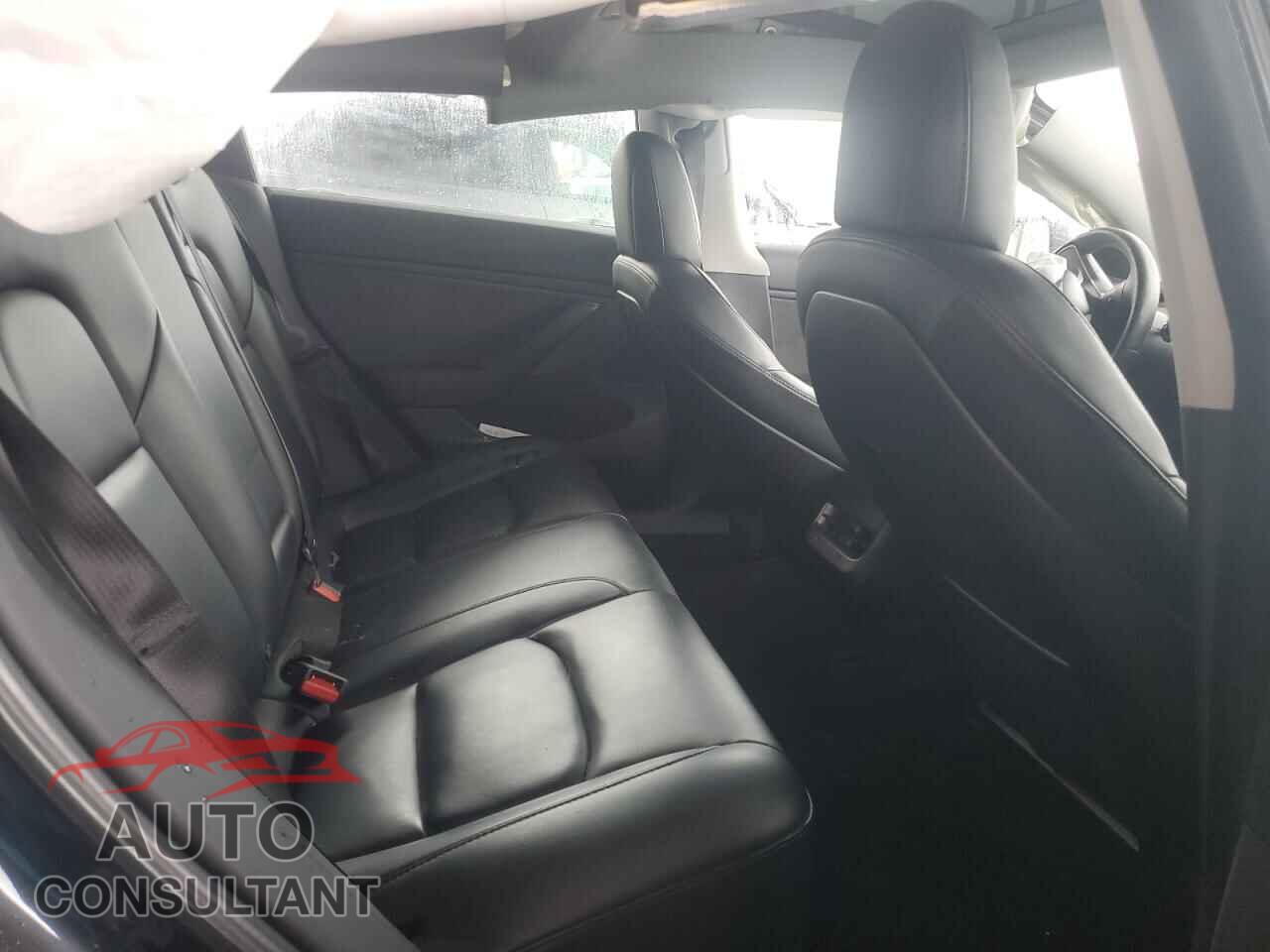 TESLA MODEL 3 2019 - 5YJ3E1EA7KF428531