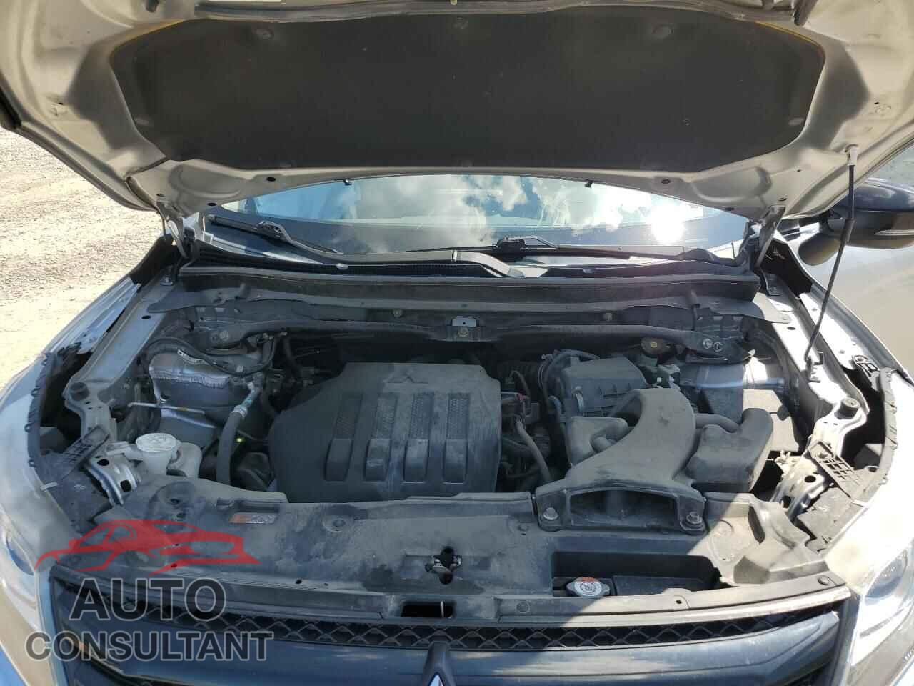 MITSUBISHI ECLIPSE 2018 - JA4AT4AA9JZ061140