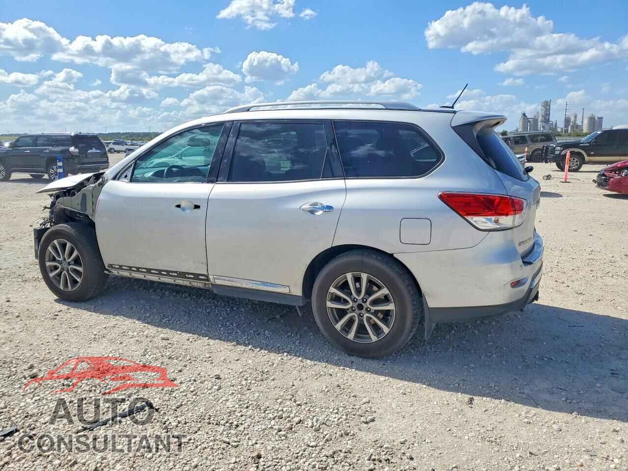 NISSAN PATHFINDER 2015 - 5N1AR2MNXFC702969