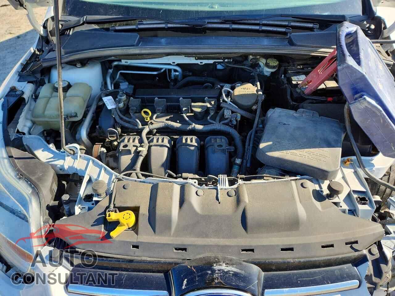 FORD FOCUS 2012 - 1FAHP3H26CL363546
