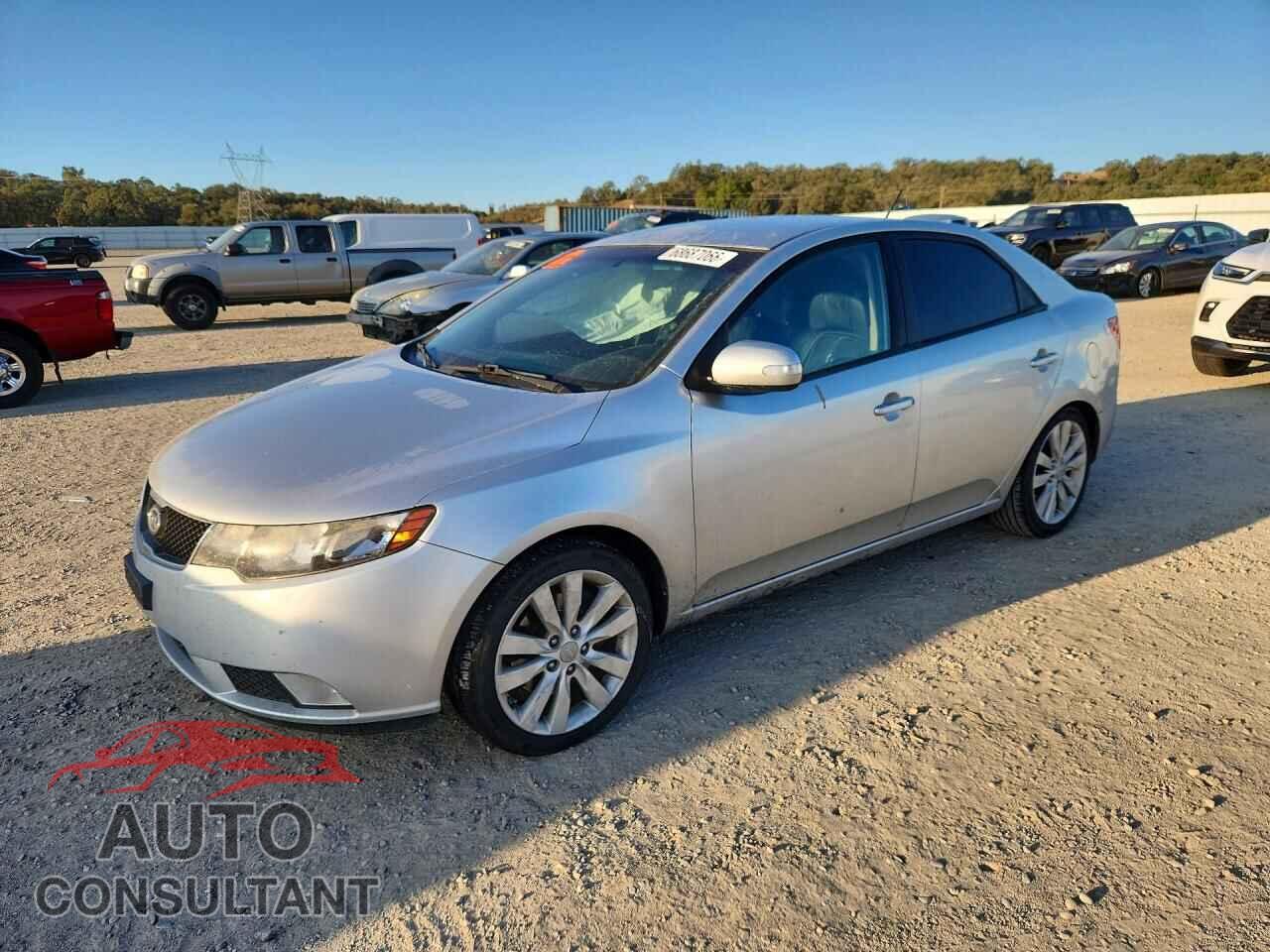 KIA FORTE 2010 - KNAFW4A32A5251385