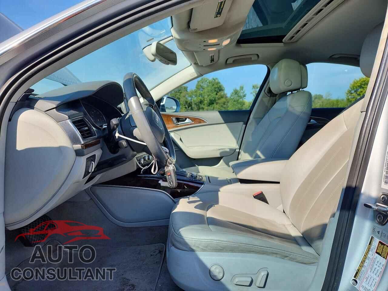 AUDI A6 2013 - WAUGFAFC4DN106204