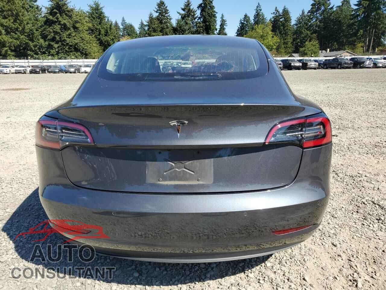 TESLA MODEL 3 2018 - 5YJ3E1EA0JF005997