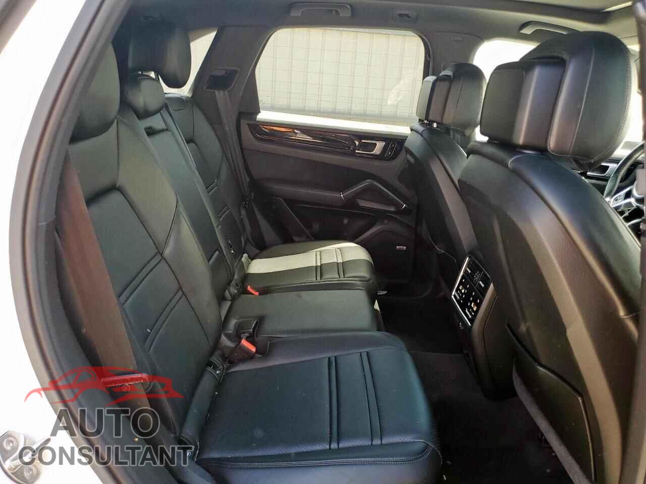 PORSCHE CAYENNE 2020 - WP1AA2AY3LDA09501