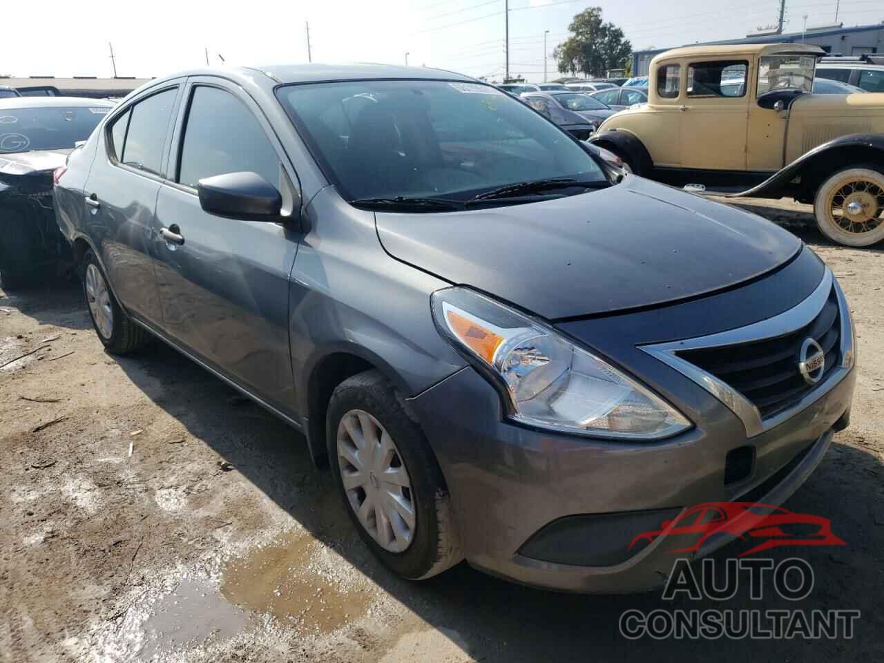 NISSAN VERSA 2018 - 3N1CN7AP2JL809462