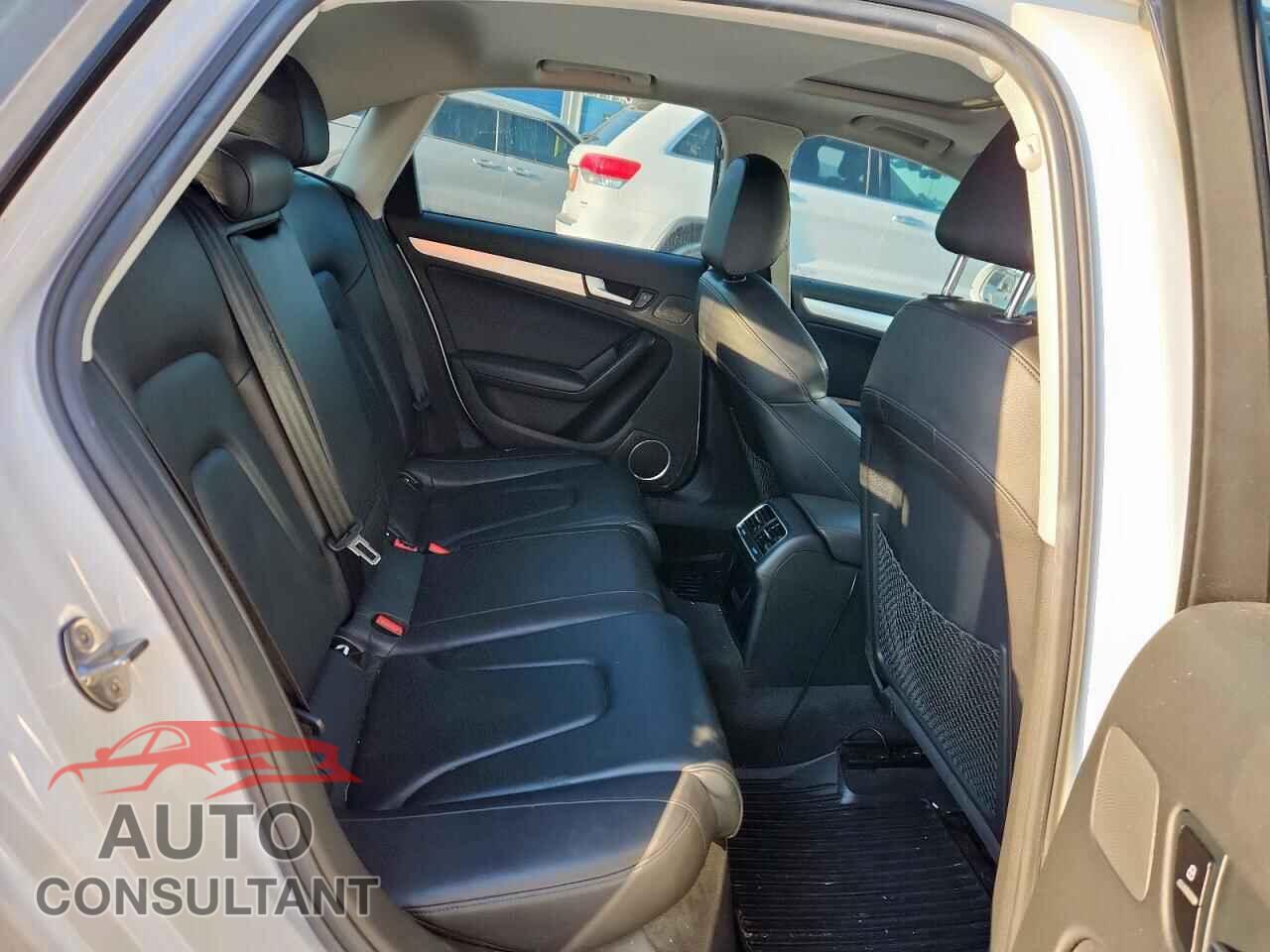 AUDI A4 2011 - WAUFFAFL3BN004434