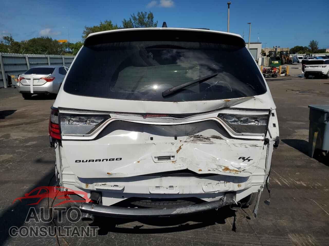 DODGE DURANGO 2023 - 1C4SDHCT8PC682104