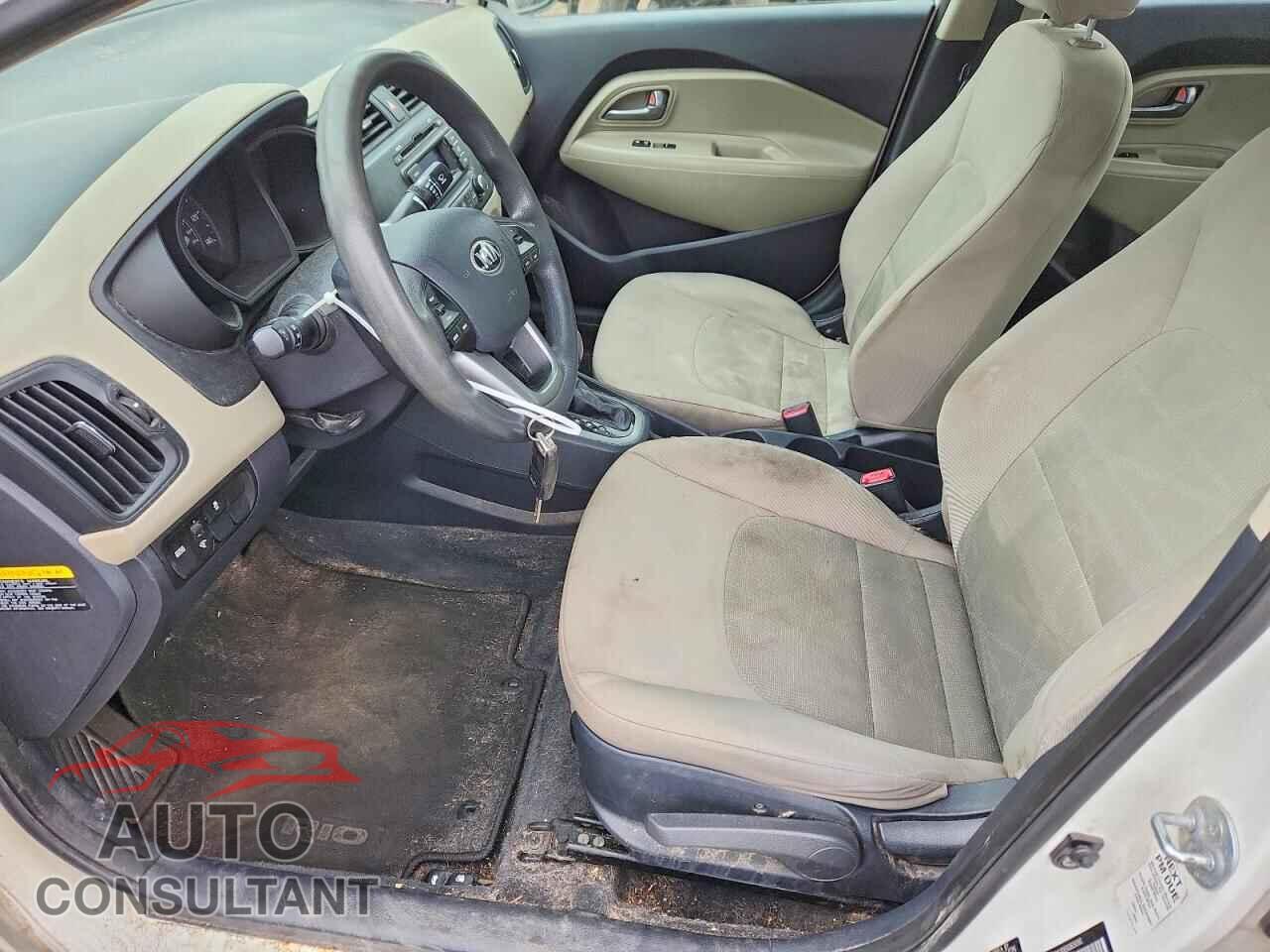 KIA RIO 2014 - KNADM4A30E6365091