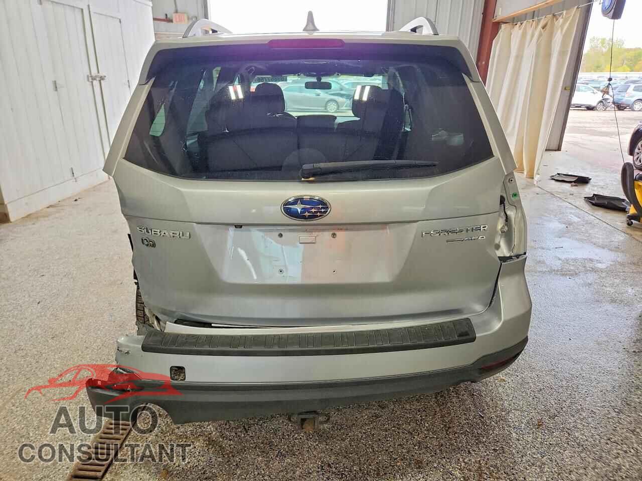 SUBARU FORESTER 2017 - JF2SJAEC0HH810127