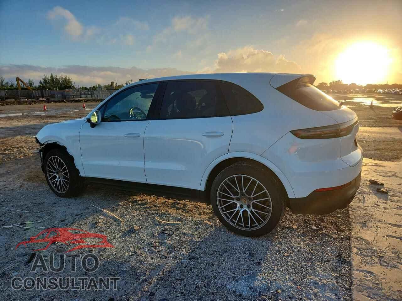 PORSCHE CAYENNE 2023 - WP1AA2AY9PDA02252