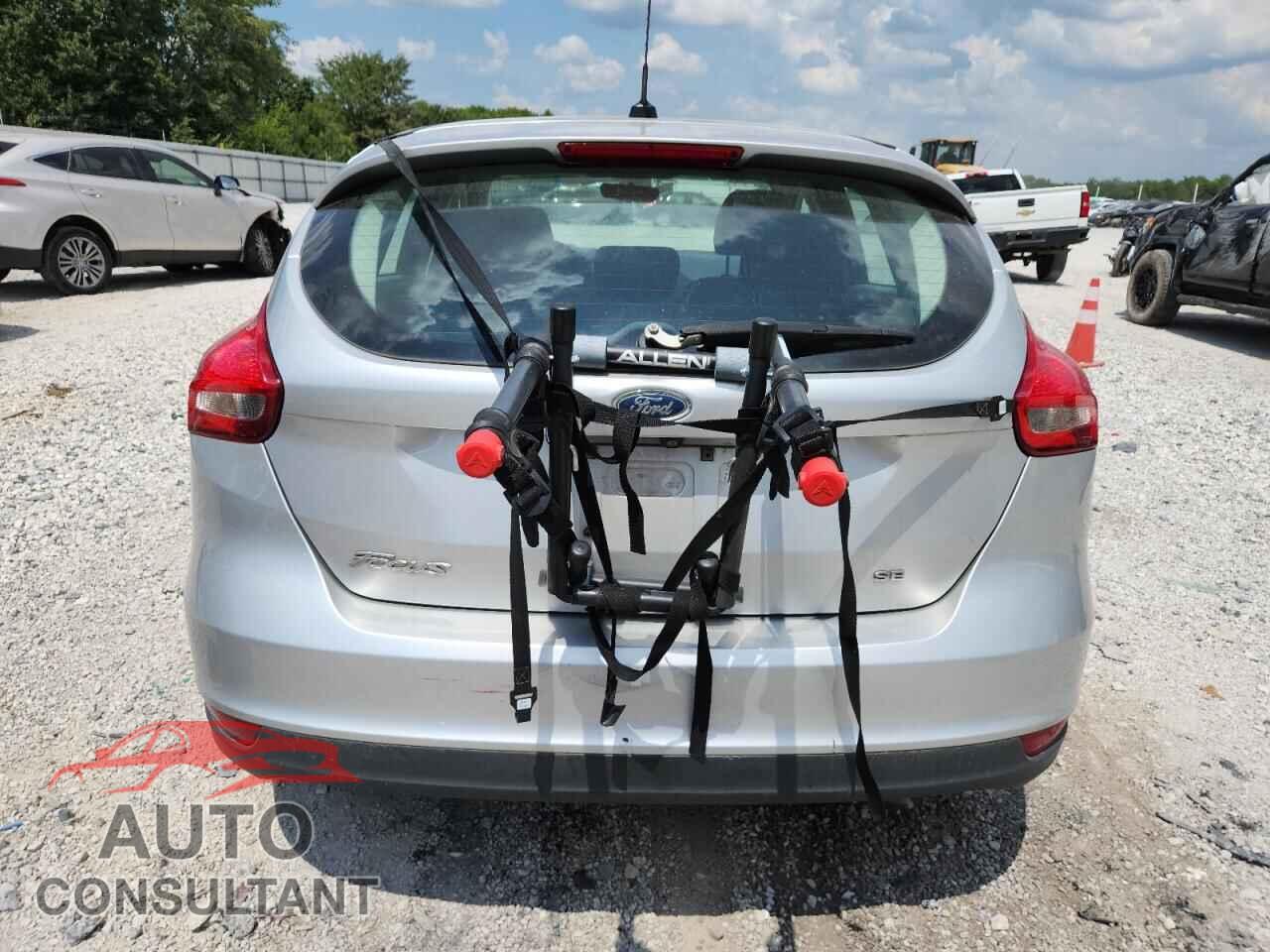 FORD FOCUS 2017 - 1FADP3K2XHL217732