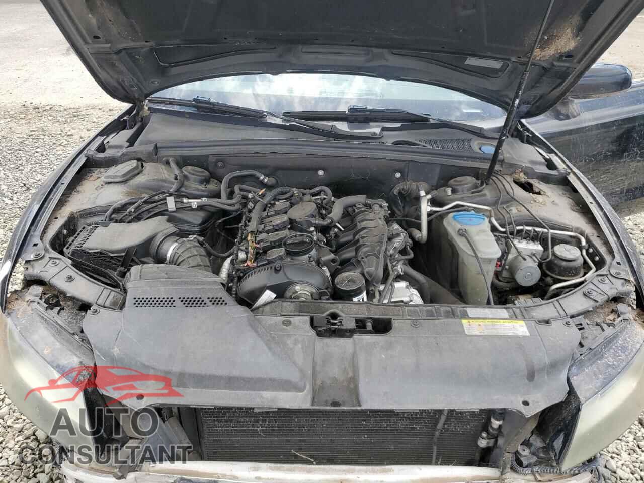 AUDI A5 2011 - WAURFAFR8BA034652
