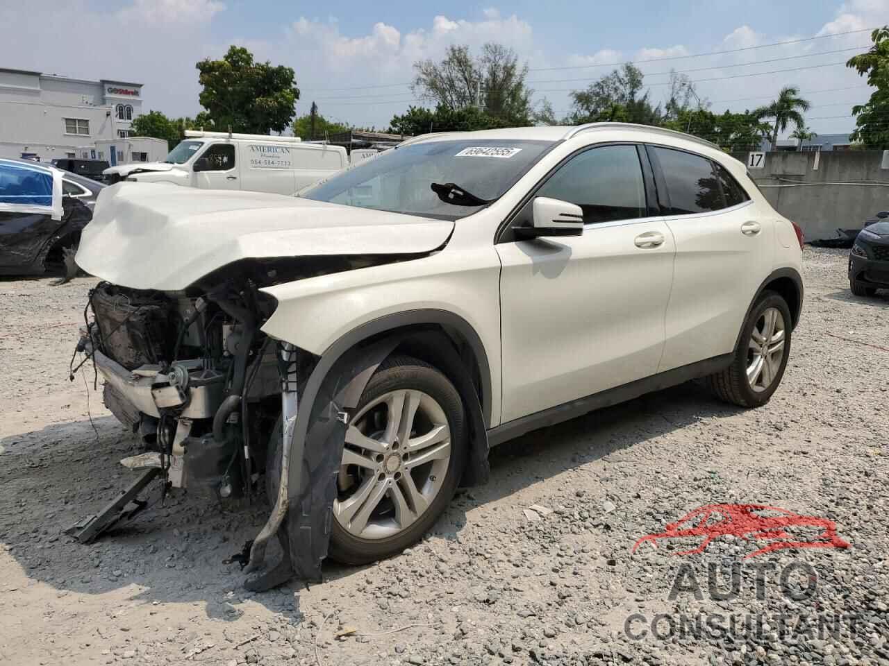 MERCEDES-BENZ GLA-CLASS 2015 - WDCTG4GB8FJ069538