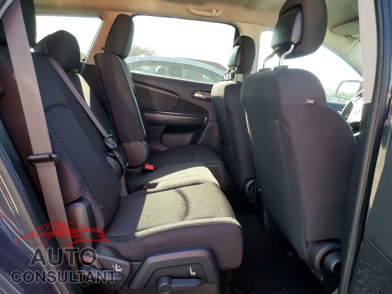 DODGE JOURNEY 2017 - 3C4PDCGG4HT648138