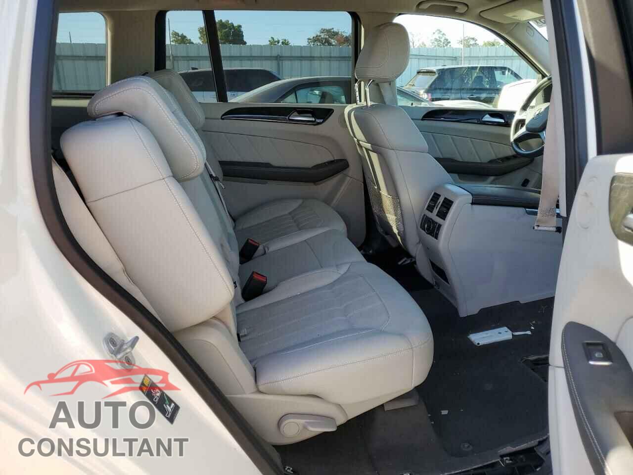 MERCEDES-BENZ GL-CLASS 2015 - 4JGDF2EE7FA598036