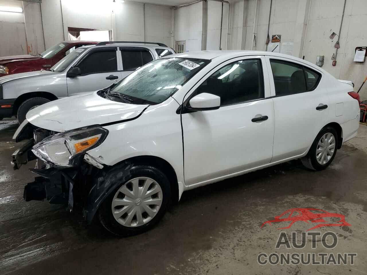 NISSAN VERSA 2017 - 3N1CN7AP5HL900560