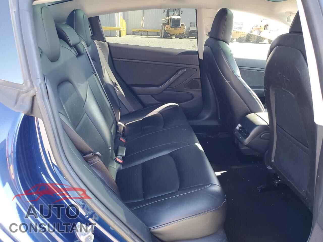 TESLA MODEL 3 2018 - 5YJ3E1EA3JF060069