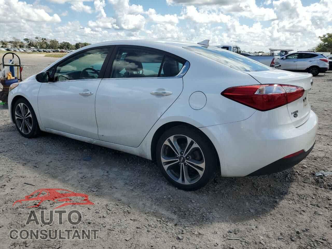 KIA FORTE 2016 - KNAFZ4A80G5551230