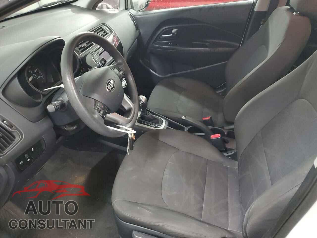 KIA RIO 2016 - KNADM4A3XG6547643