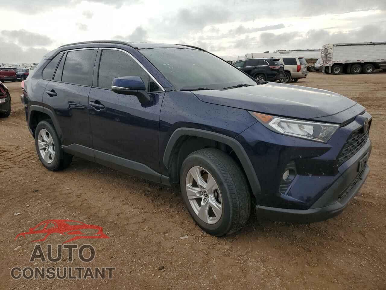TOYOTA RAV4 2021 - JTMP1RFV0MD076965