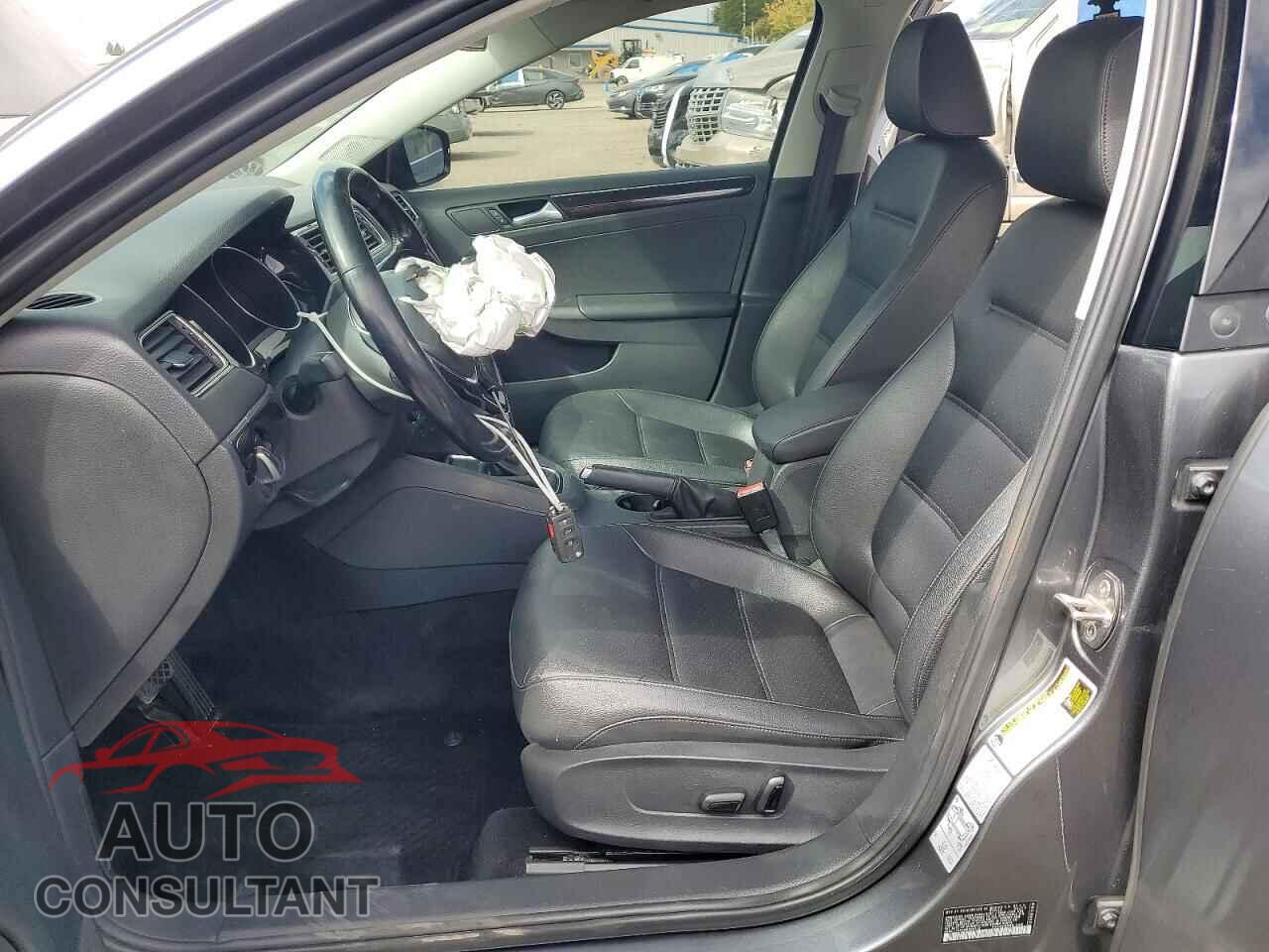 VOLKSWAGEN JETTA 2017 - 3VWL17AJ5HM399312