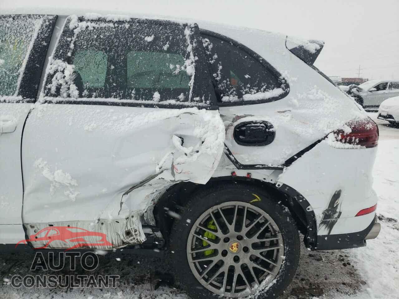 PORSCHE CAYENNE 2017 - WP1AE2A20HLA73766