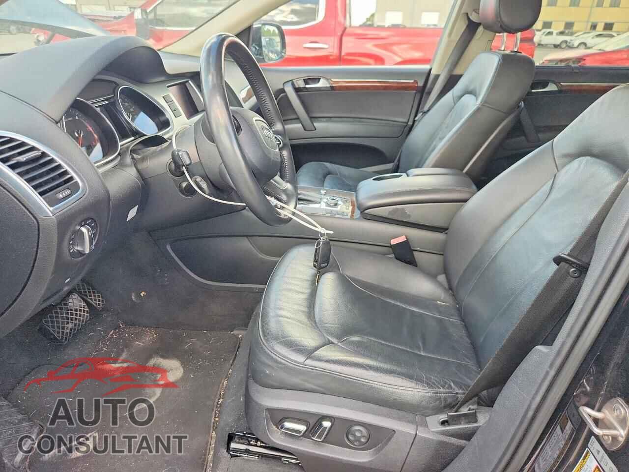 AUDI Q7 2013 - WA1LMBFE0DD008317
