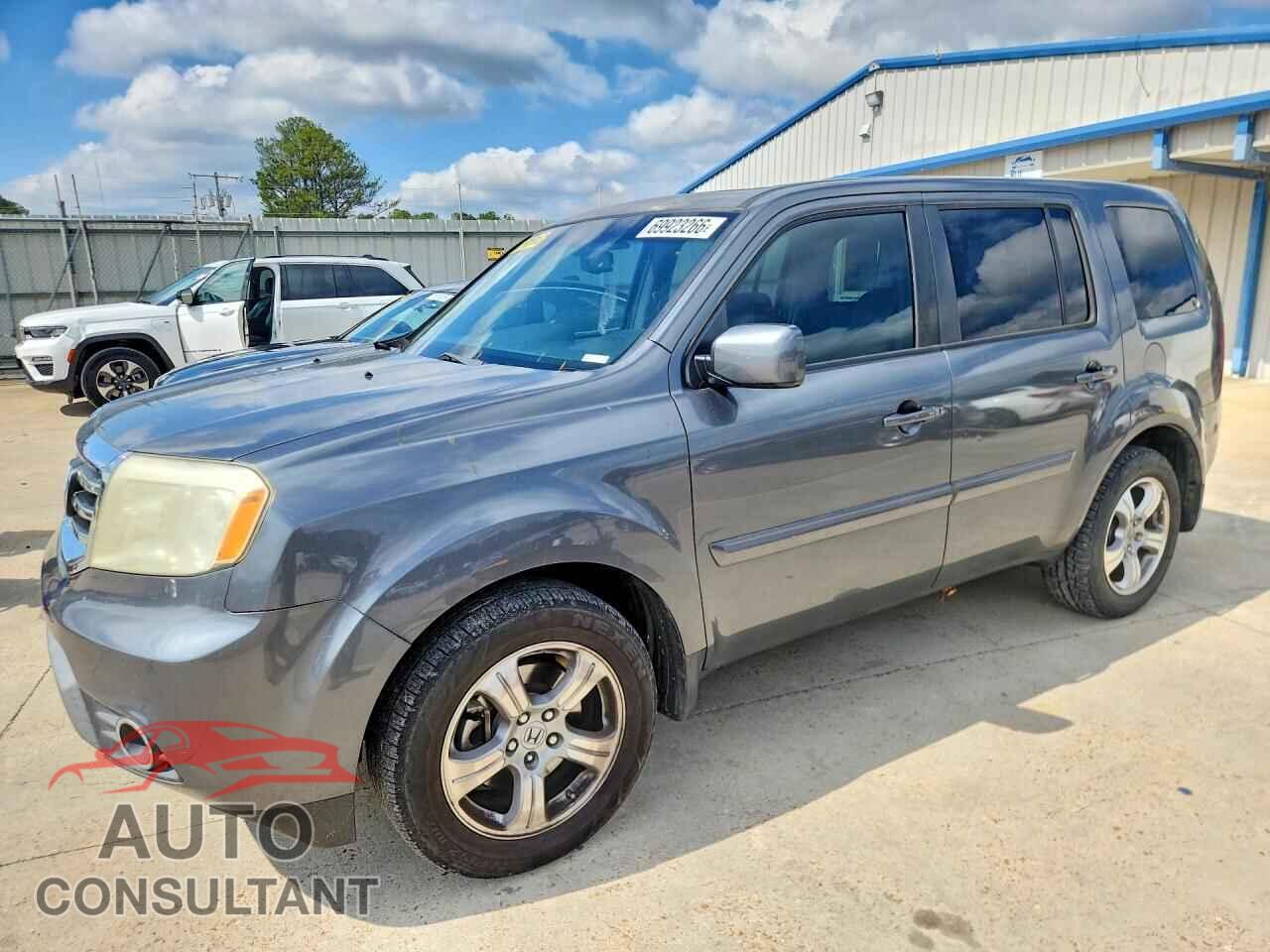 HONDA PILOT 2013 - 5FNYF3H66DB027433