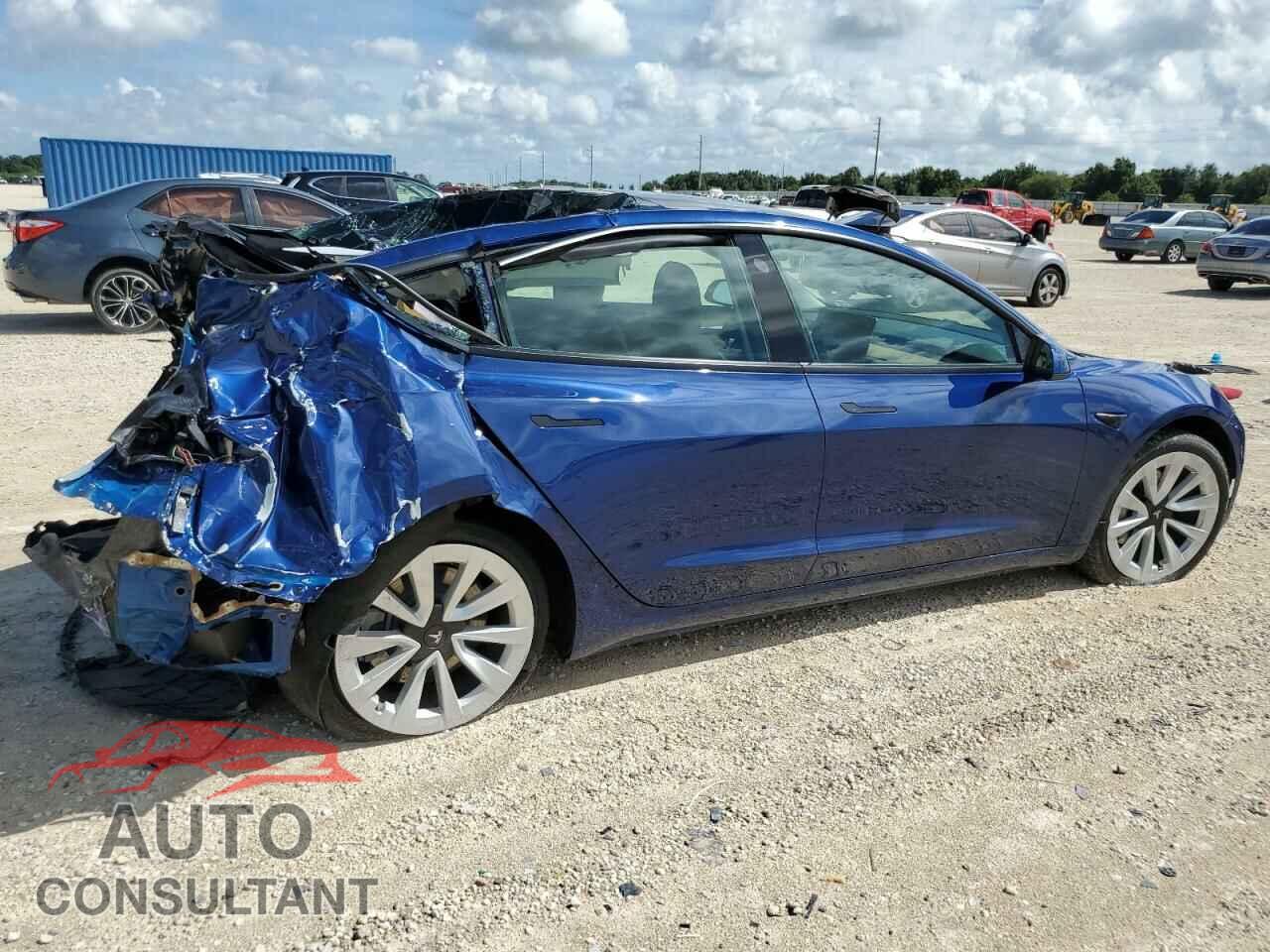 TESLA MODEL 3 2021 - 5YJ3E1EA0MF028751