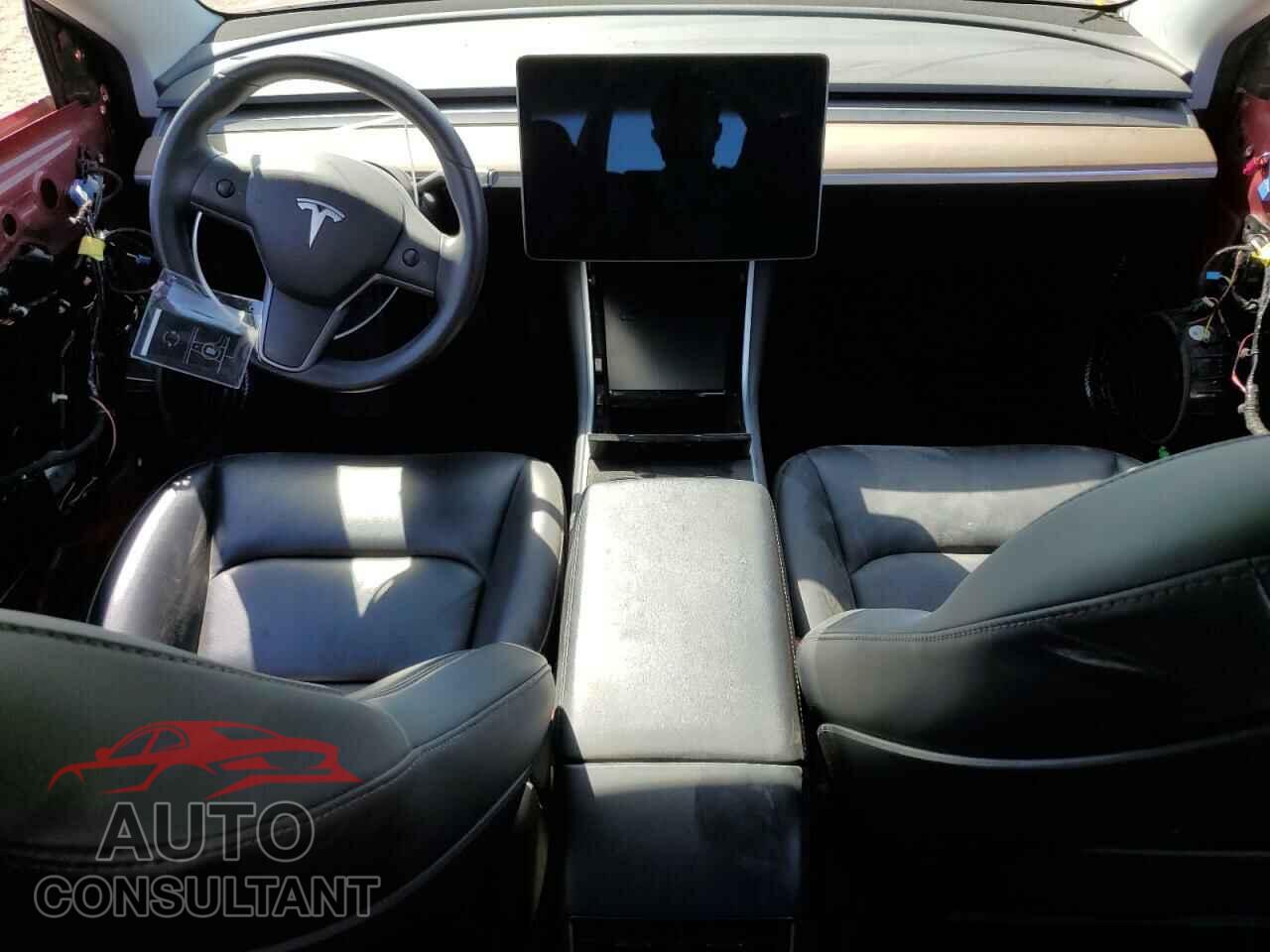 TESLA MODEL 3 2019 - 5YJ3E1EB7KF496742