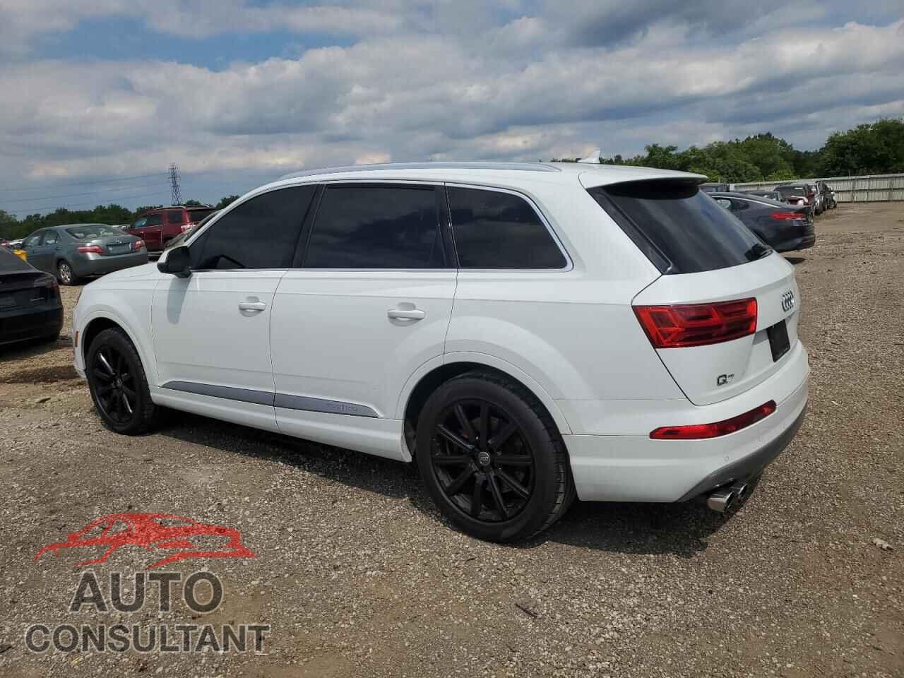 AUDI Q7 2017 - WA1LAAF70HD017044