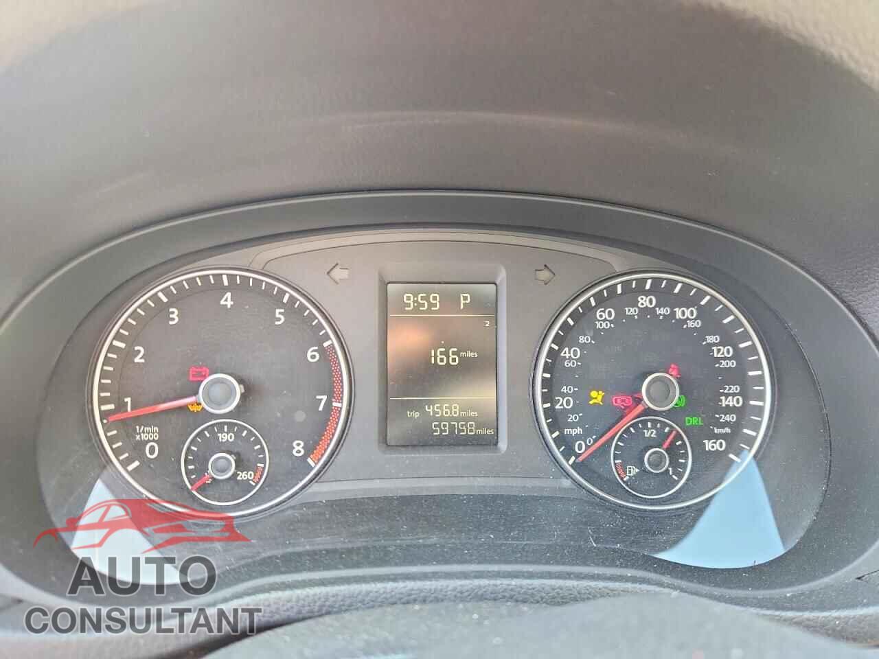 VOLKSWAGEN PASSAT 2014 - 1VWAP7A32EC015877