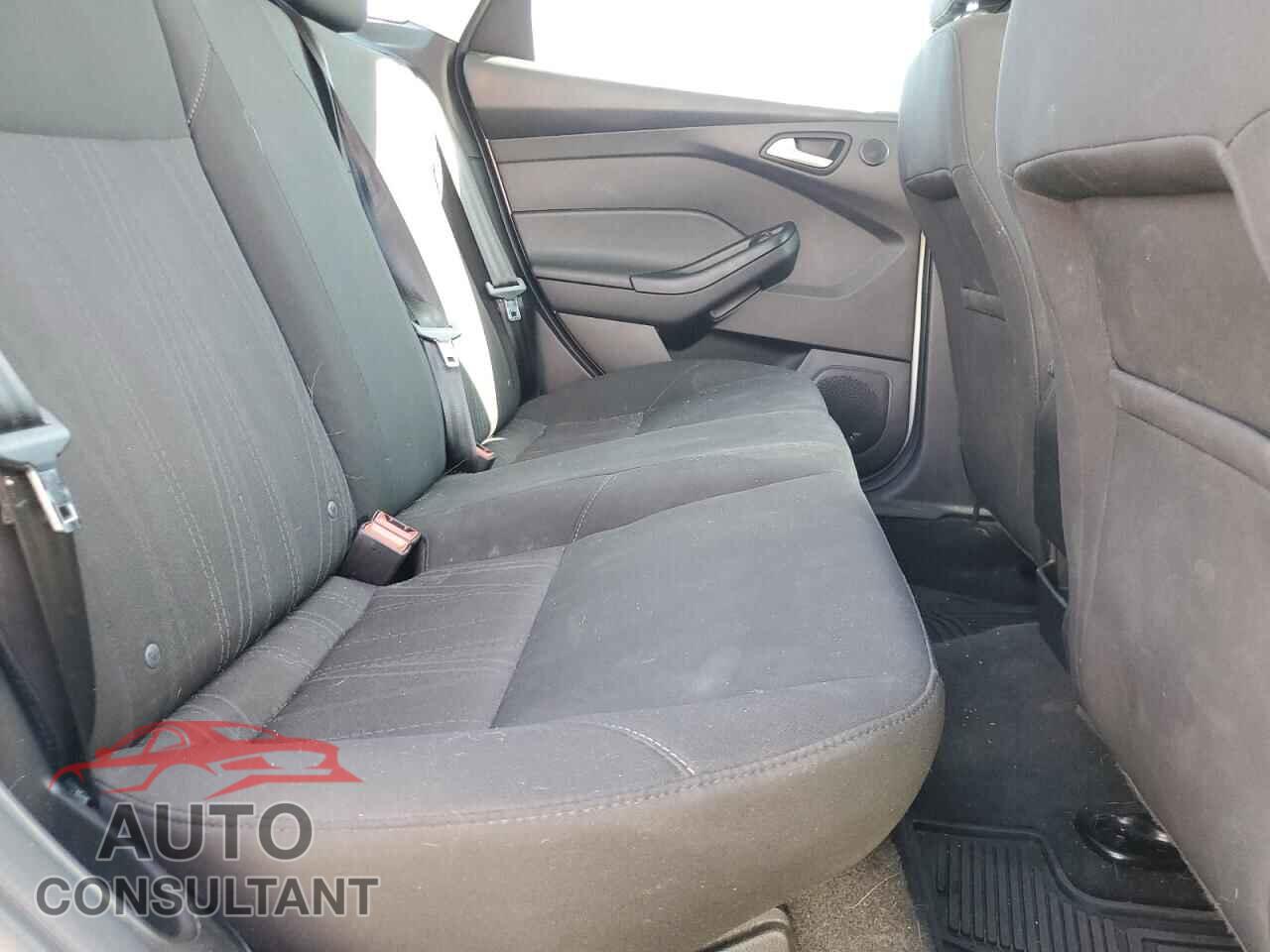 FORD FOCUS 2017 - 1FADP3H21HL344554